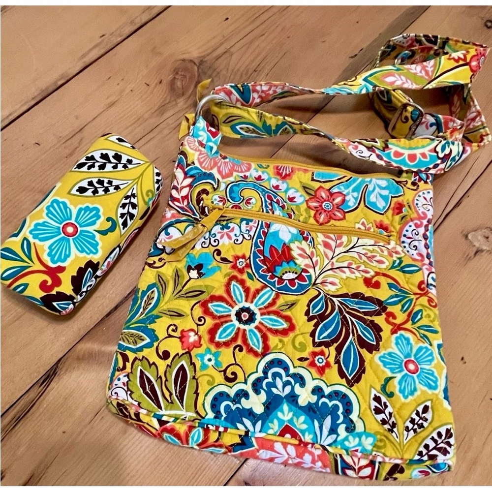 VERA BRADLEY Provencal Crossbody + Clamshell Eyeglass Case ~ Yellow Fall Retired - Picture 2 of 11